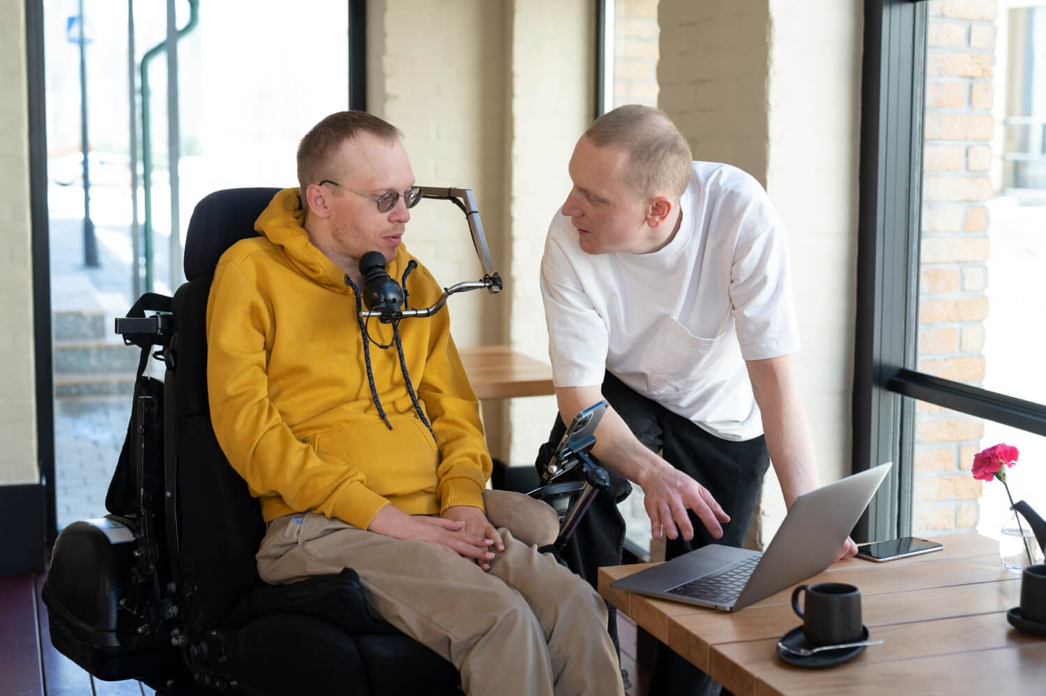 opiekun tłumaczący osobie z niepełnosprawnością, co to jest ulga rehabilitacyjna 2024